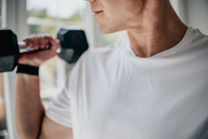 Много повторений, легкие веса. Пять упражнений, которые поднимут тестостерон